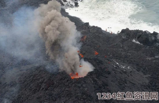 印尼西勒里火山喷发，救援行动中的悲剧，直升机坠毁致8人死亡