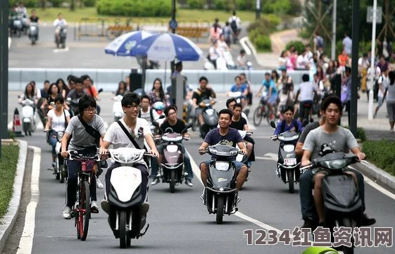 韩国酒后骑自行车处罚升级，罚款达20万元，网友提议改穿旱冰鞋