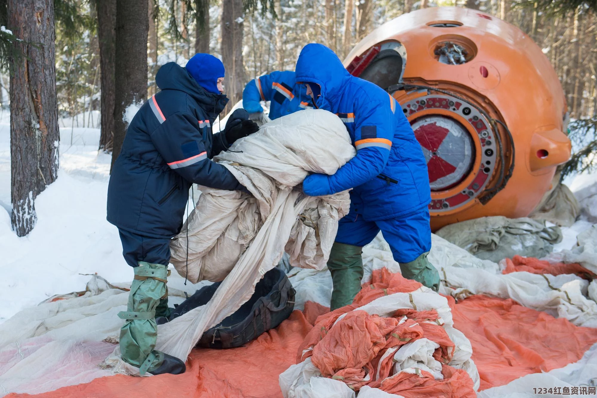 NASA的严苛训练，宇航员雪地求生记——挑战极限，树枝打地铺