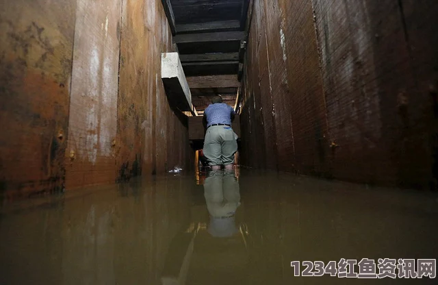 墨西哥毒枭藏身隐秘地道惊现雨水倒灌，揭秘其隐秘生活终被捕获