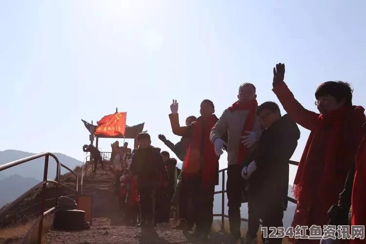 英勇青年电梯救援，新年祝福背后的感人瞬间