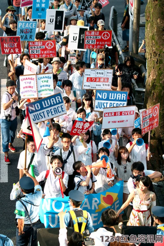 日本高中生首次大规模游行，抗议新安保法案