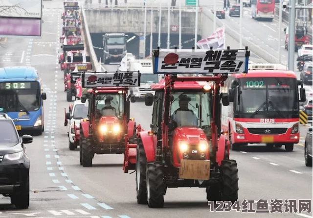 韩国民众拖拉机堵路行动，和平抗议反朝传单散发事件