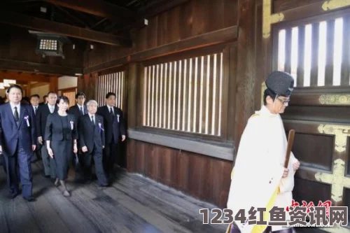 日本内阁官员参拜靖国神社，安倍自费供奉背后的政治考量