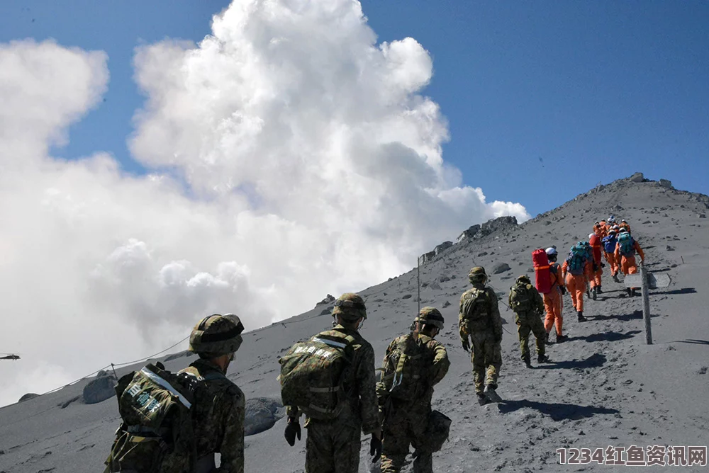 日本御岳山火山喷发，摄影师生死瞬间记录壮观场面