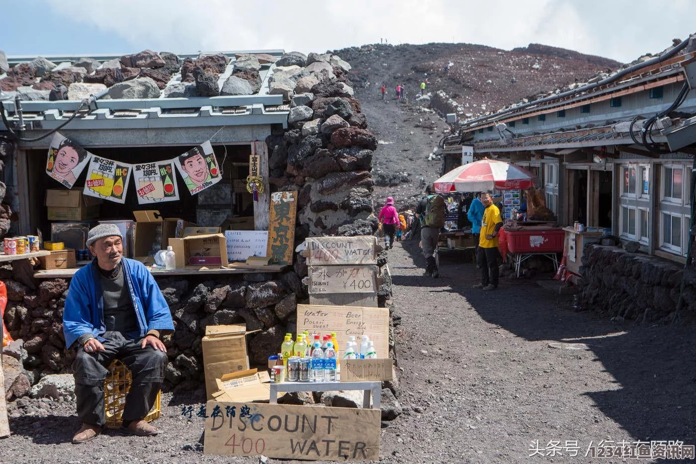 富士山面临世界遗产保护危机，登山活动引发环保争议关注焦点