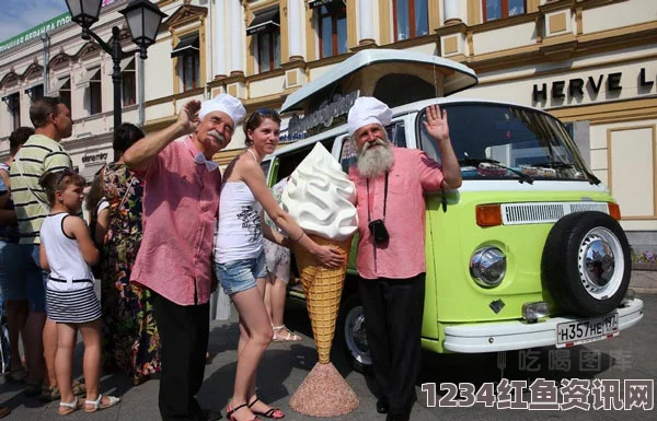 曼哈顿街头女子闹市产女，见证奇迹时刻的民众围观纪实